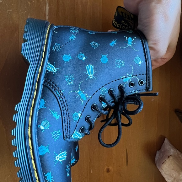 Toddler 1460 Glow in the Dark Bugs Lace Up Boots in Black - Picture 4 of 6